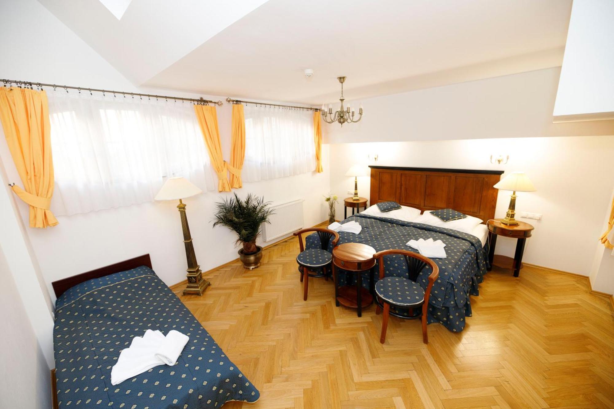 Salvator Hotel 4*